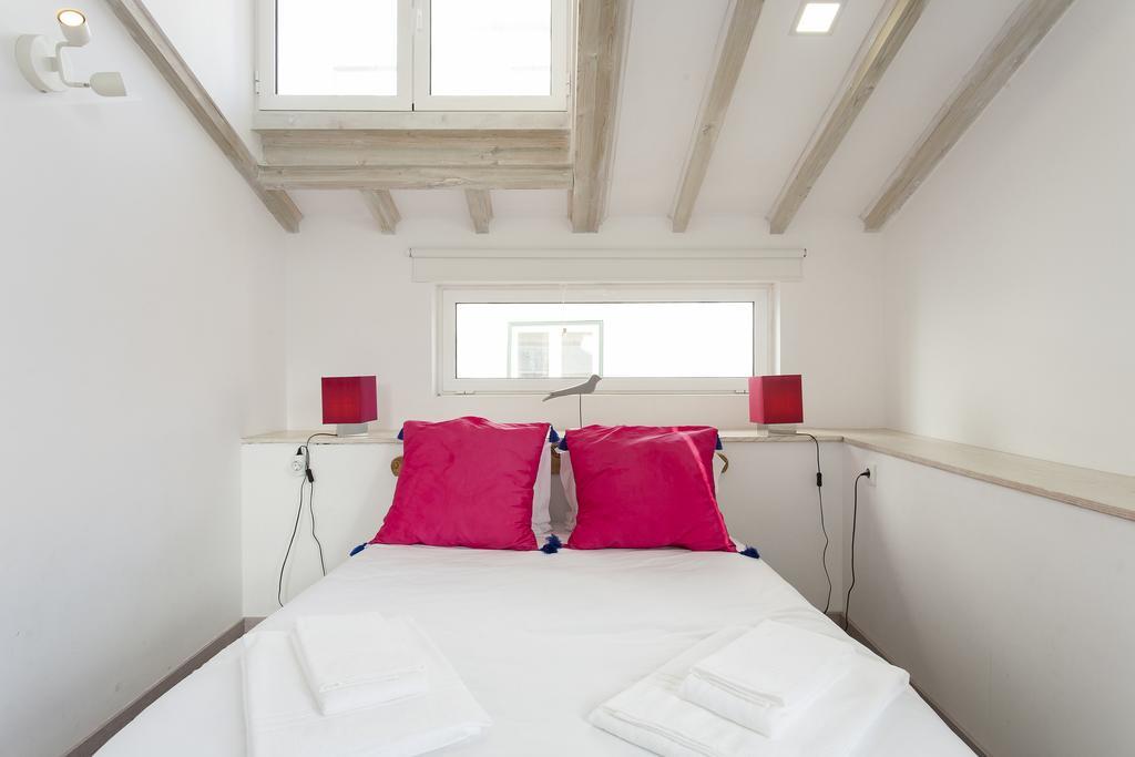 Joivy Alfama 35 Apartments Lisboa Ngoại thất bức ảnh