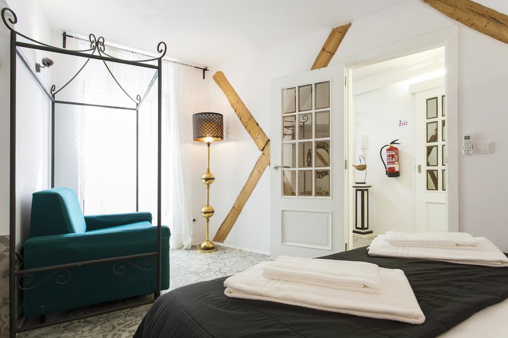 Joivy Alfama 35 Apartments Lisboa Ngoại thất bức ảnh